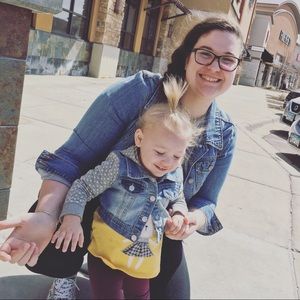 MEET YOUR SELLER! <3